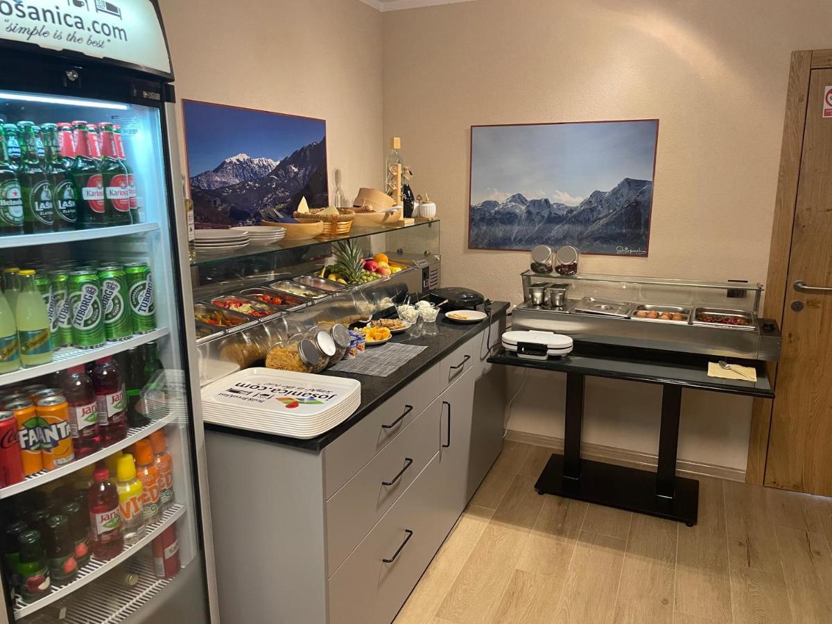 Josanica Bed&Breakfast 코니츠 외부 사진