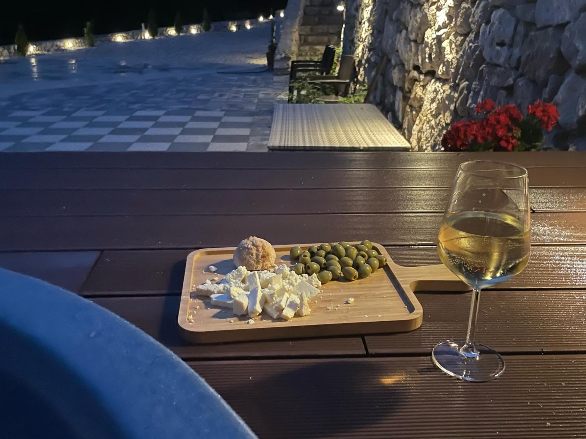 Josanica Bed&Breakfast 코니츠 외부 사진
